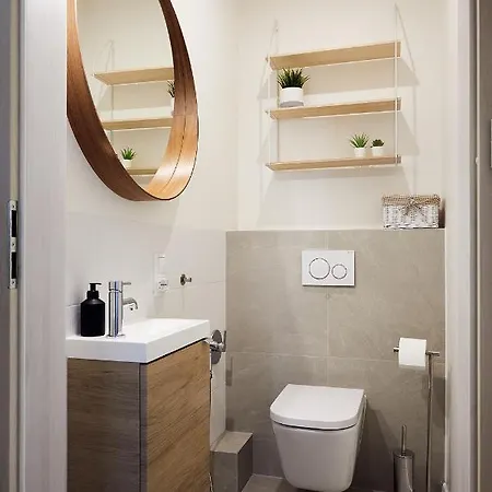 Jelitkowski Dwor Park Reagana Apartment *