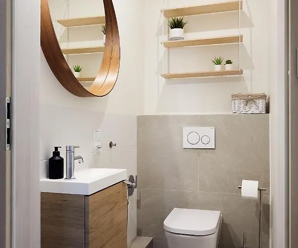 Jelitkowski Dwor Park Reagana شقة *